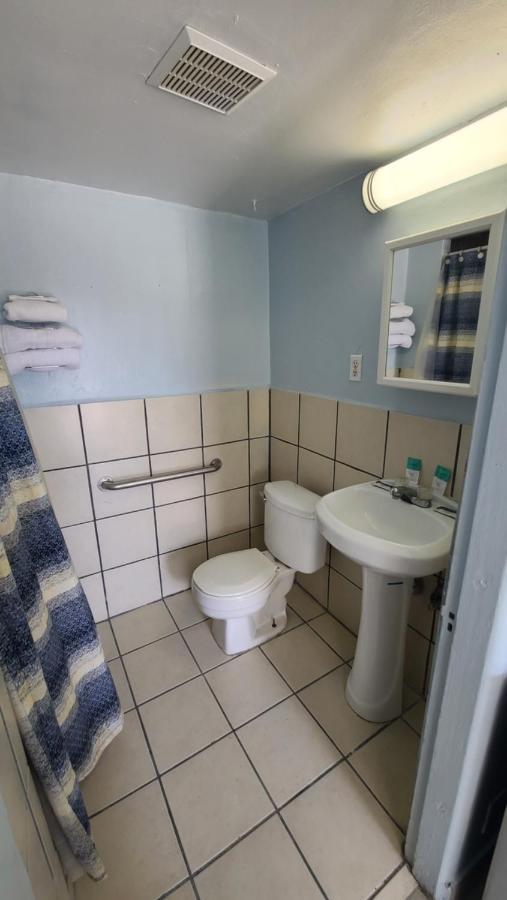 Green Spot Motel Victorville Eksteriør bilde